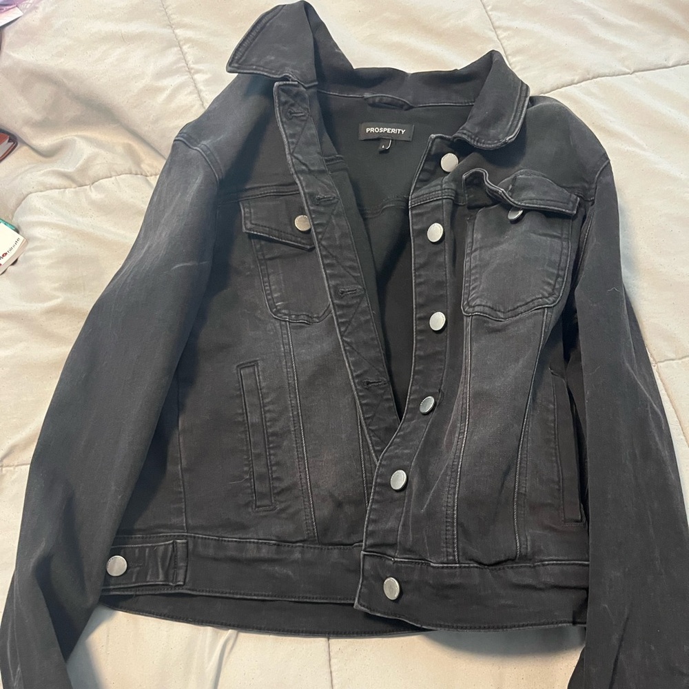 Women's Classic Black Jean Jacket